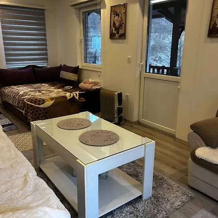 Luxeretreat شقة *
